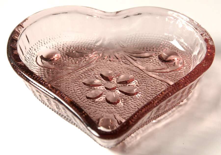 Sandwich Plum Amethyst Heart Ashtray by Tiara-1