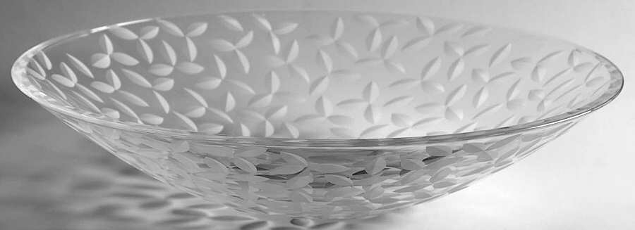 Clover 14" Round Bowl by Tiffany-1