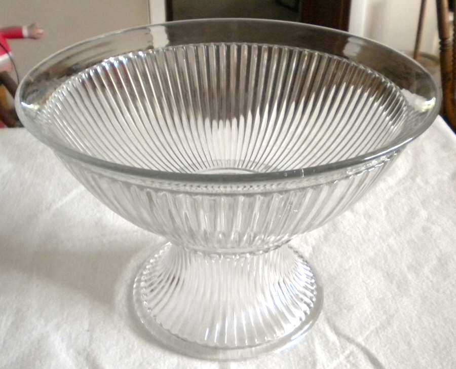 Rattan (15061 Punch Set) Punch Bowl with Stand by Tiffin-Franciscan-1