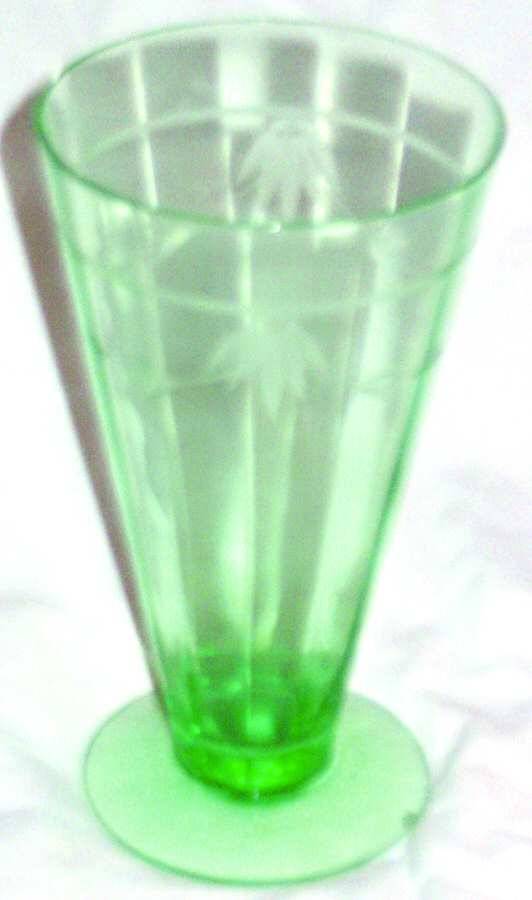 14188-2 Green Iced Tea by Tiffin-Franciscan-1