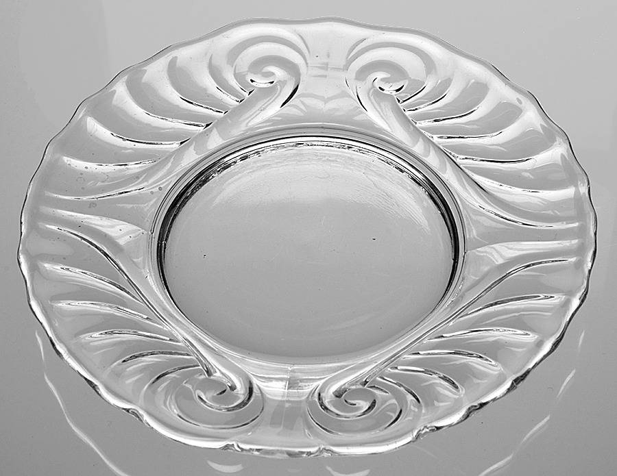 Velva Clear Mayonnaise Underplate Only by Tiffin-Franciscan-1