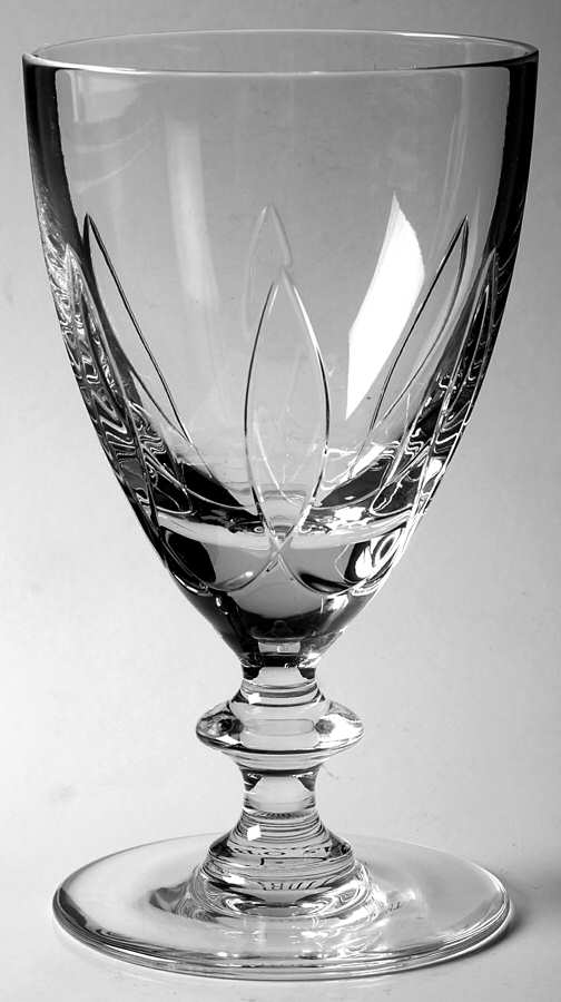 Elissa Wine Glass by Thomas O'Brien-1