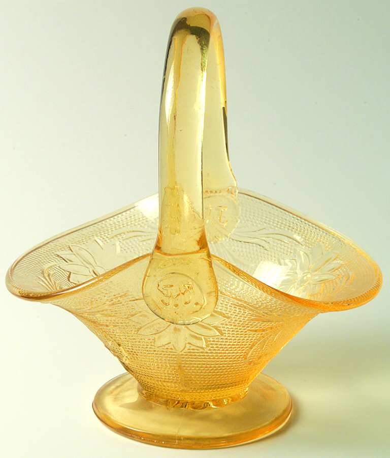 Sandwich Yellow Mist 7" Handled Basket by Tiara-1