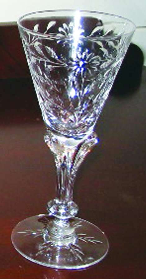 17418-2 Wine Glass by Tiffin-Franciscan-1