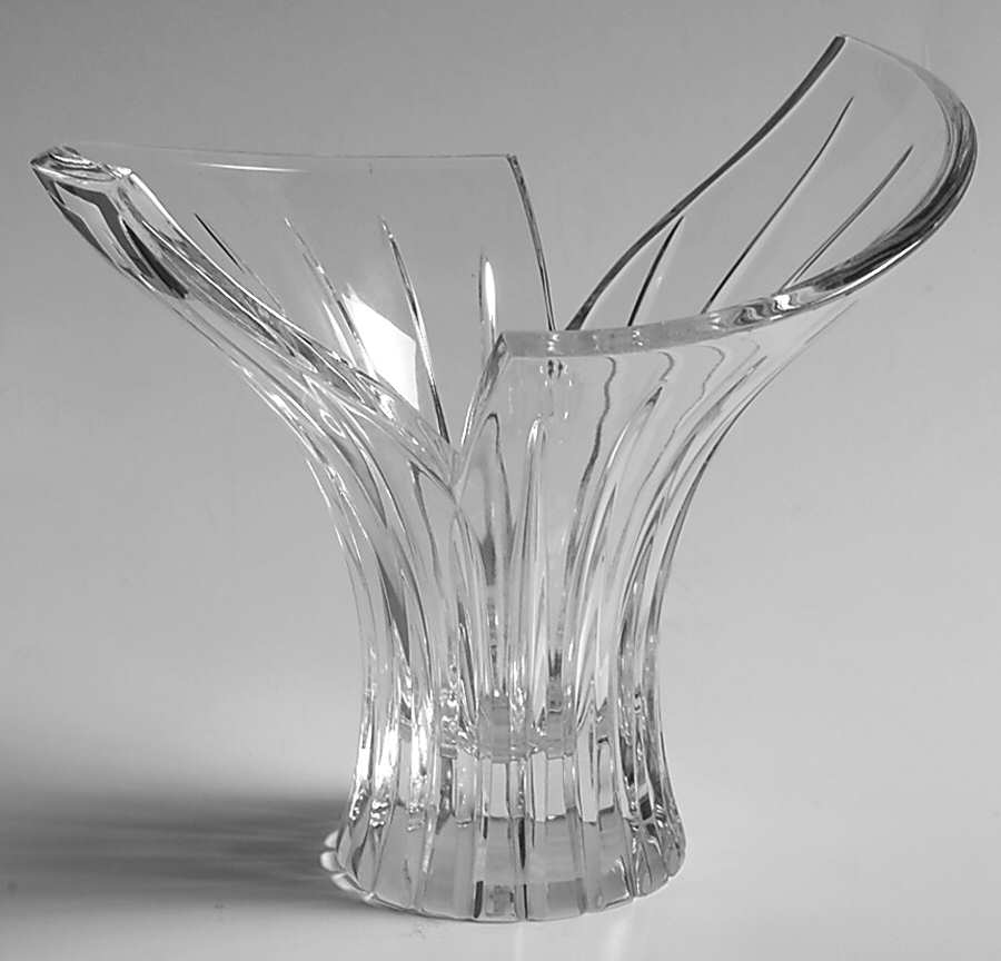 Aurora 5" Flower Vase by Tipperary-1