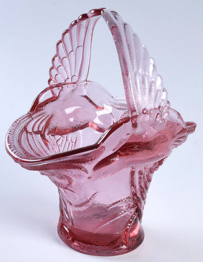 Animals & Figurines Empress Basket by Tiara-1