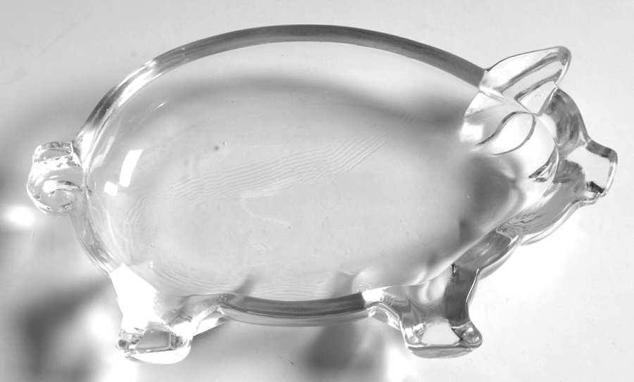 Animals & Figurines 4" Clear Pig Ashtray by Tiara-1