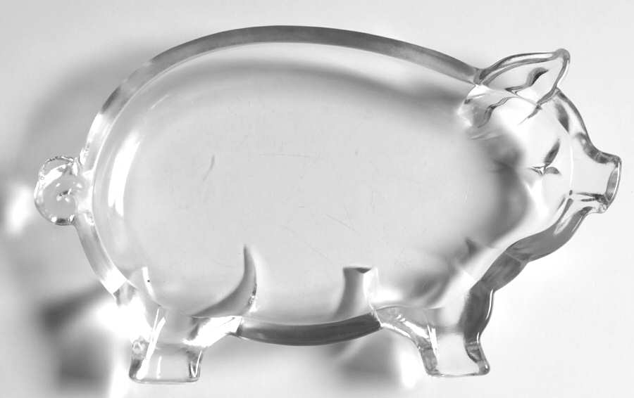 Animals & Figurines 7" Clear Pig Ashtray by Tiara-1