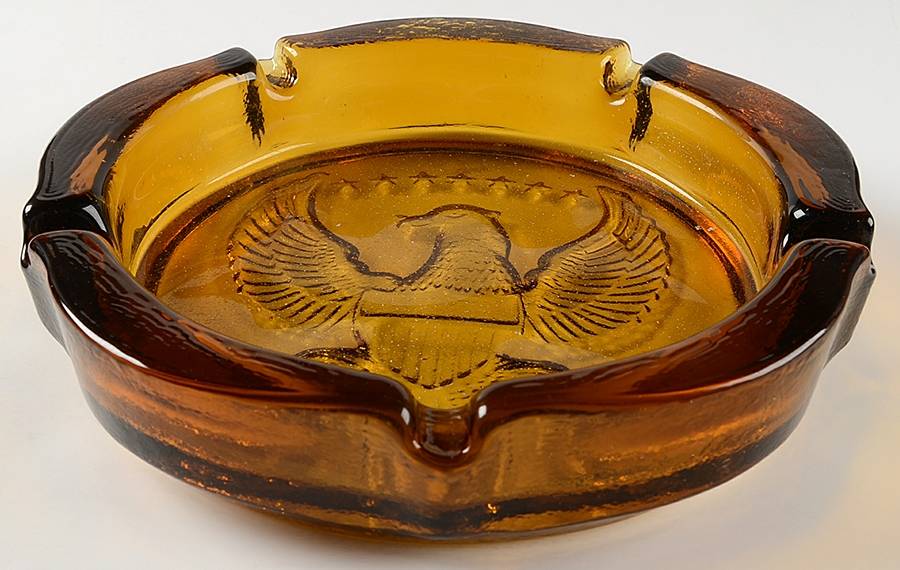 Animals & Figurines 10" Ashtray by Tiara-1