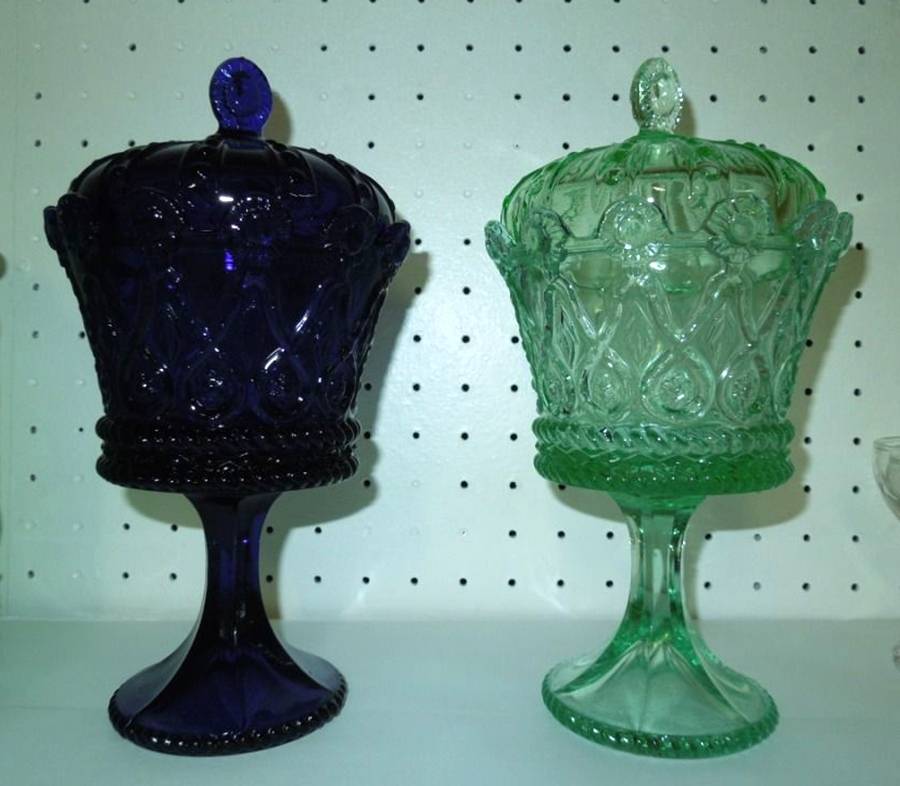 Animals & Figurines Crown Candy & Lid by Tiara-1