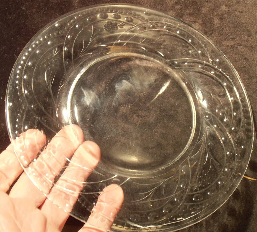17683-5 8" Salad Plate by Tiffin-Franciscan-1