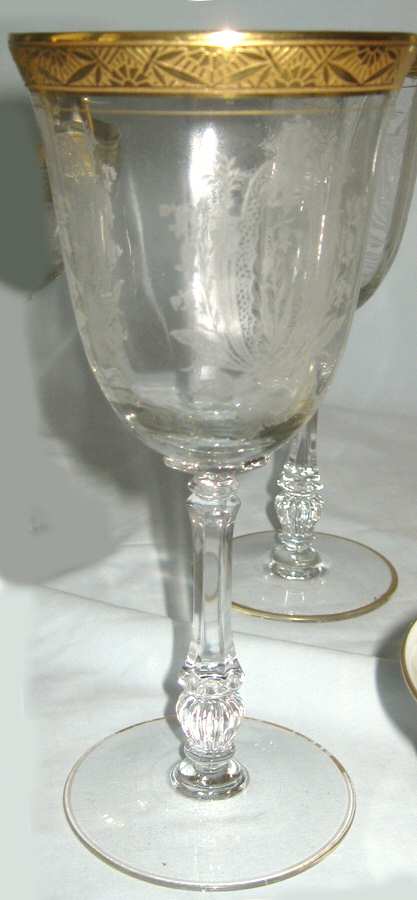 Valencia la Fleur Water Goblet by Tiffin-Franciscan-1