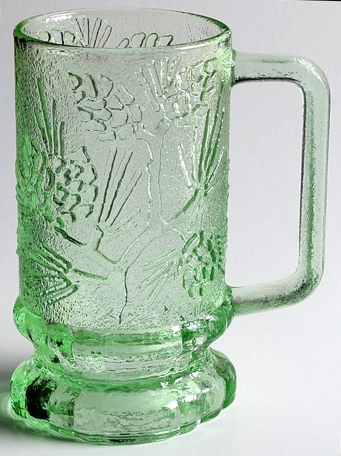 Ponderosa Pine Green Beer Glass by Tiara-1