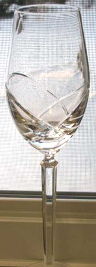 TIP3 Fluted Champagne by Tipperary-1