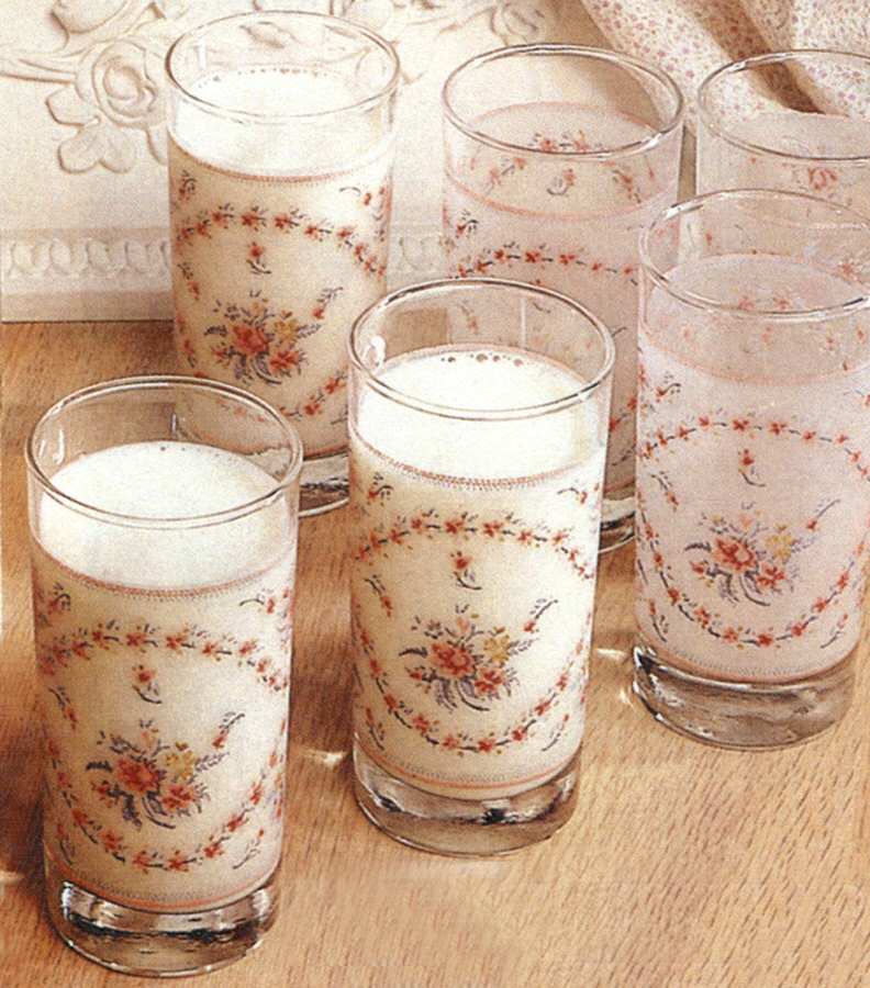 Floral Medley 12 Oz Flat Tumbler by Tiara-1