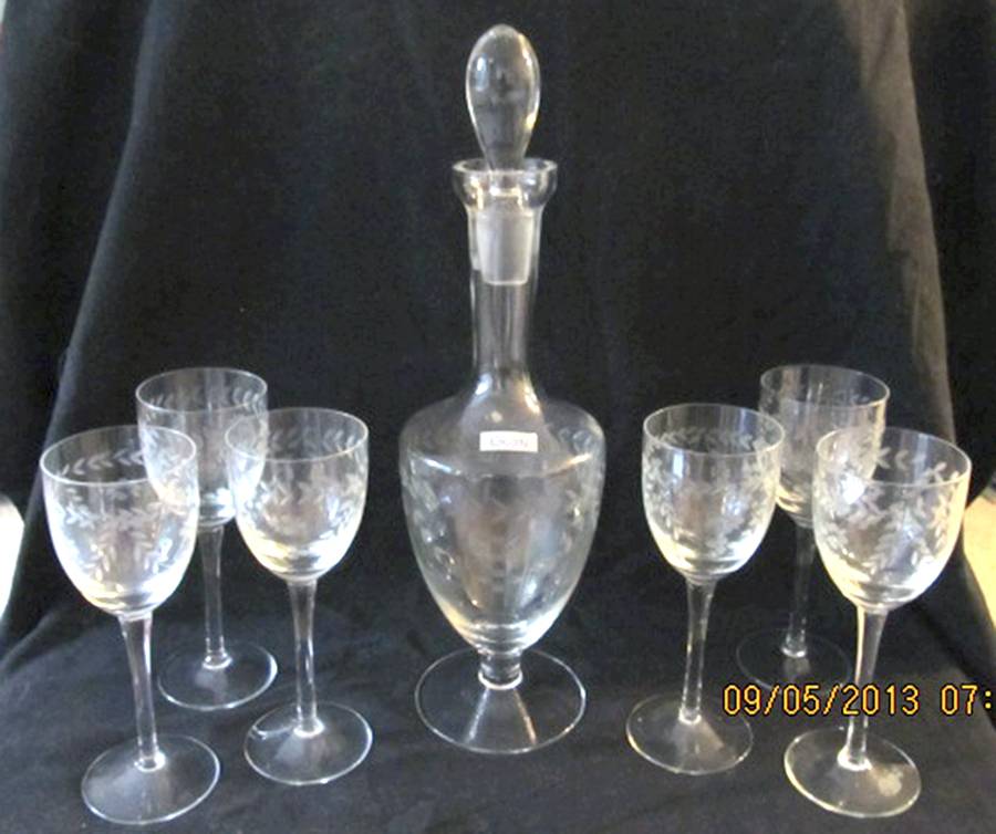 TOY43 Decanter & Stopper by Toscany-1