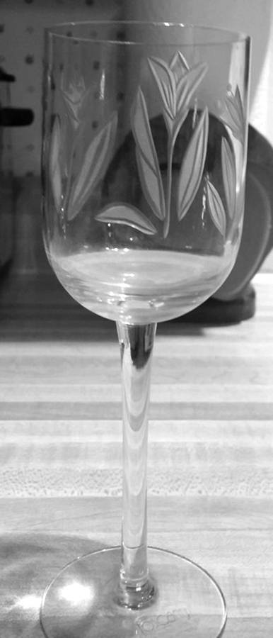 TOY49 Wine Glass by Toscany-1