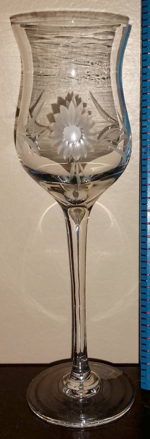 TOY51 Fluted Champagne by Toscany-1