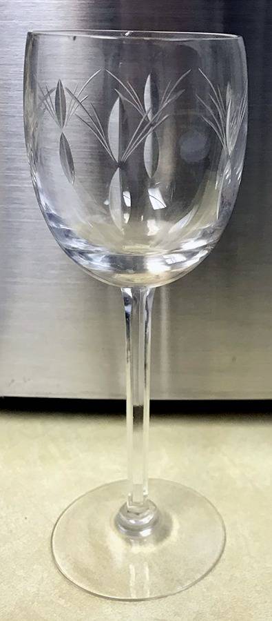 17662-2 Wine Glass by Tiffin-Franciscan-1