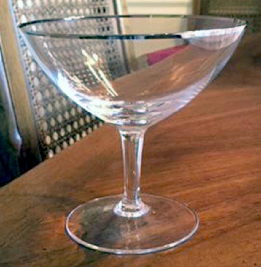 TCH2 Champagne/Tall Sherbet by Treasure Chest-1