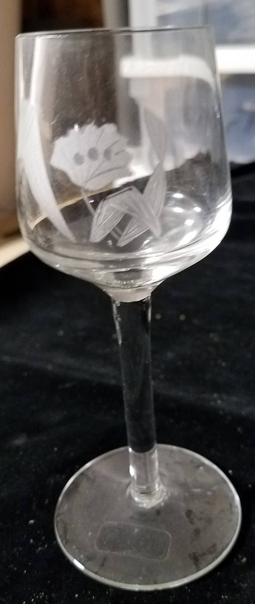 TOY56 Wine Glass by Toscany-1