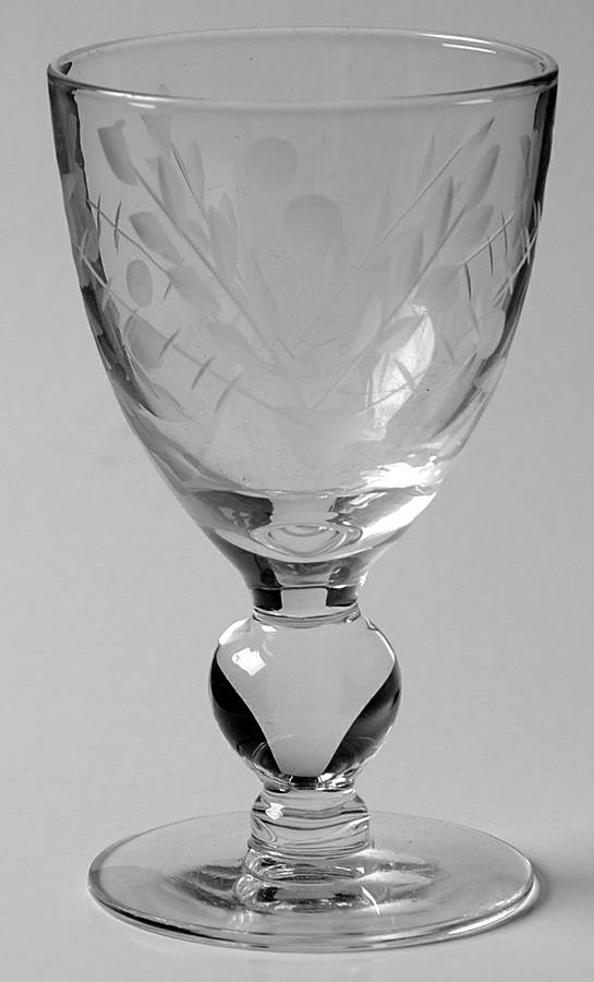 UNK102 Clear (No Trim) Wine Glass by Unknown Manufacturer-1