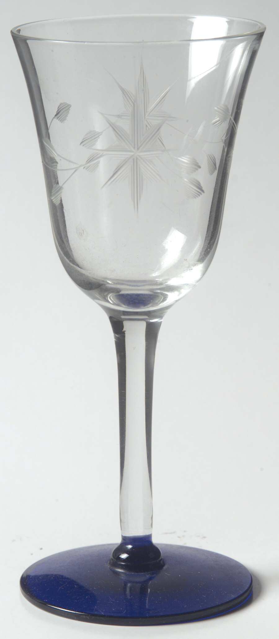 UNK156 Wine Glass by Unknown Manufacturer-1