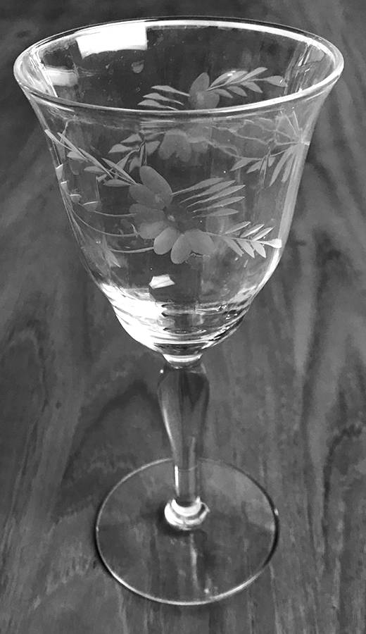 UNK201 Wine Glass by Unknown Manufacturer-1