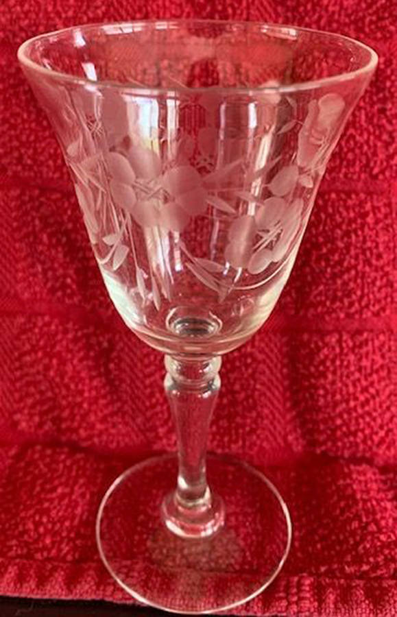 UNK236 Wine Glass by Unknown Manufacturer-1