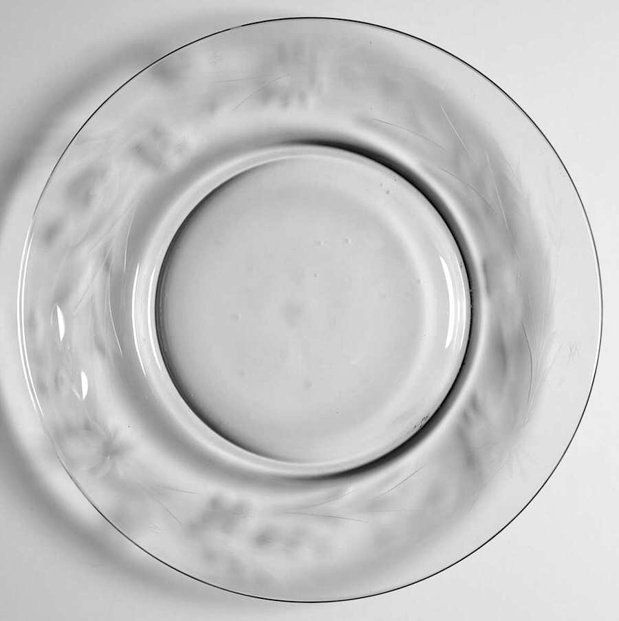 UNK321  Luncheon Plate by Unknown Manufacturer-1