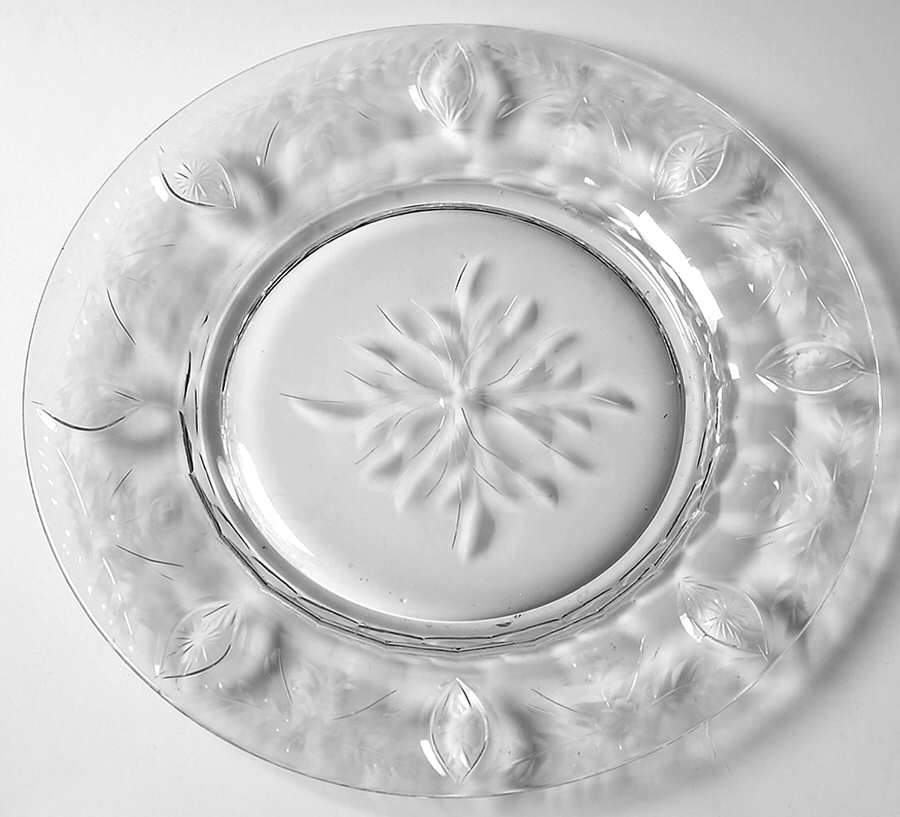 UNK327  Luncheon Plate by Unknown Manufacturer-1