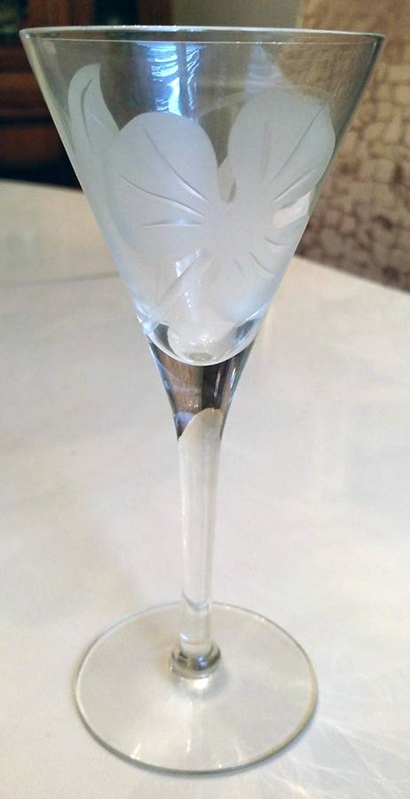 Bermuda Wine Glass by Unknown Manufacturer-1