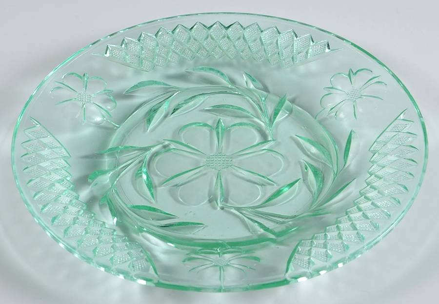Floral and Diamond Green Luncheon Plate by US Glass-1
