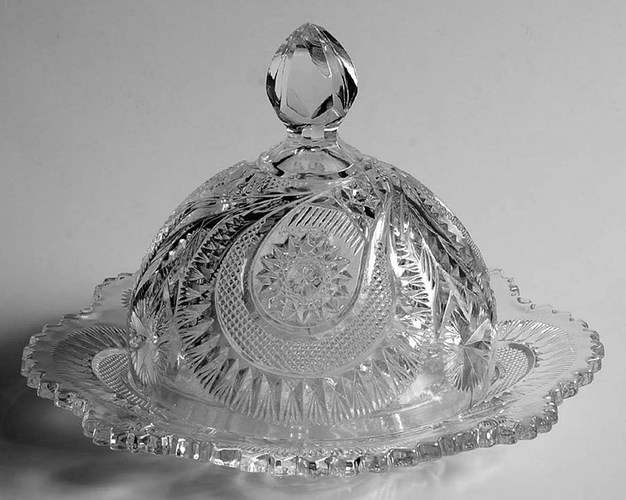 Slewed Horseshoe (Clear) Round Covered Butter by US Glass-1