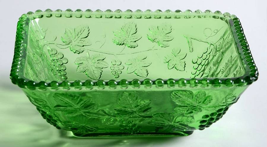 Beaded Grape Green 4" Sauce Dish by US Glass-1