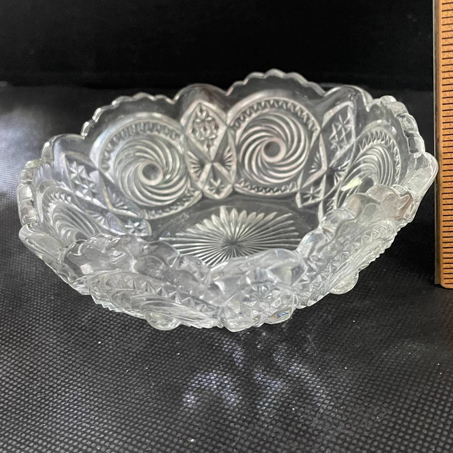 Cannonball Pinwheel 4" Round Bowl by US Glass-1