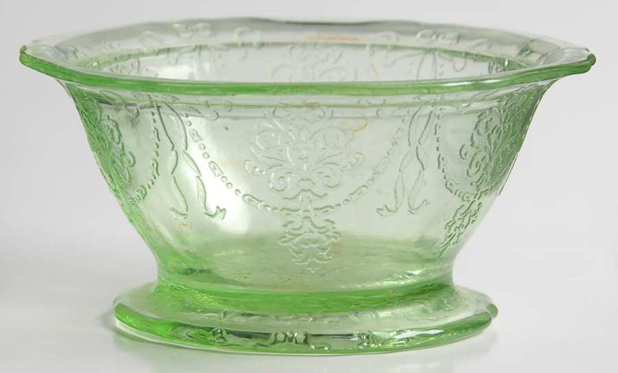 Bowknot Green Champagne/Tall Sherbet by Unknown Manufacturer-1