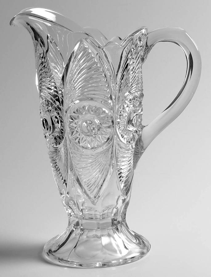 Bulls Eye and Fan Clear 32 Oz Pitcher by US Glass-1