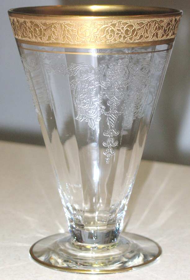 UNK476 Footed Tumbler by Unknown Manufacturer-1