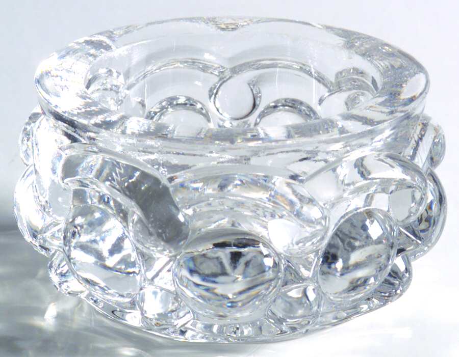 Electric Electric Master Nut Dish/Salt Dip by US Glass-1