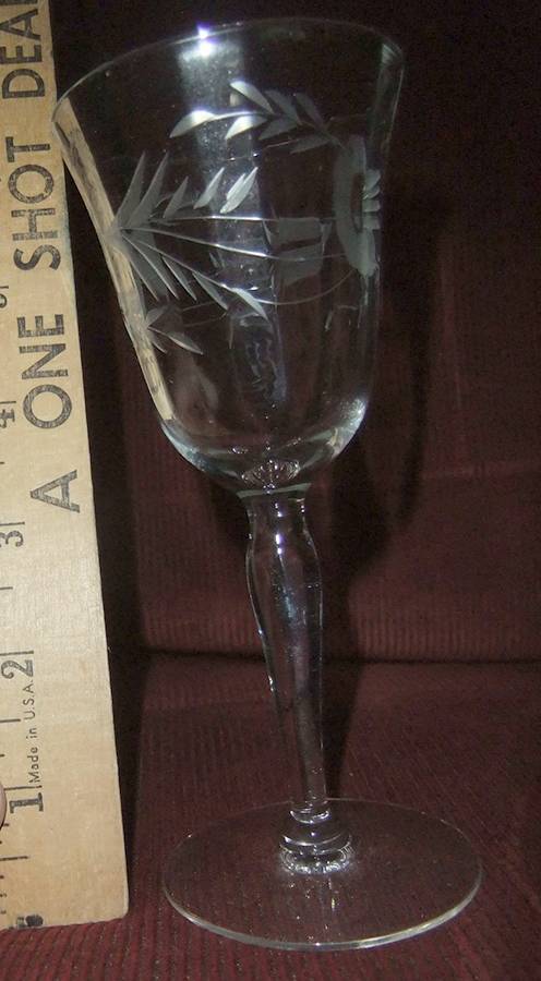 UNK481 Claret Wine by Unknown Manufacturer-1