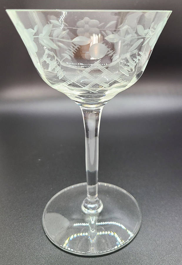 UNK570 Champagne/Tall Sherbet by Unknown Manufacturer-1