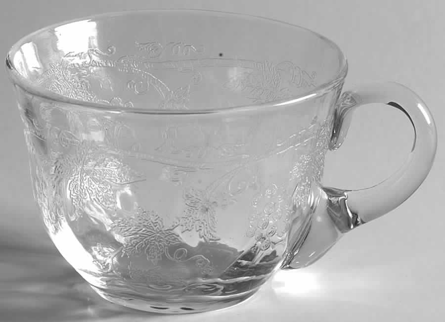 UNK574 Punch Cup by Unknown Manufacturer-1