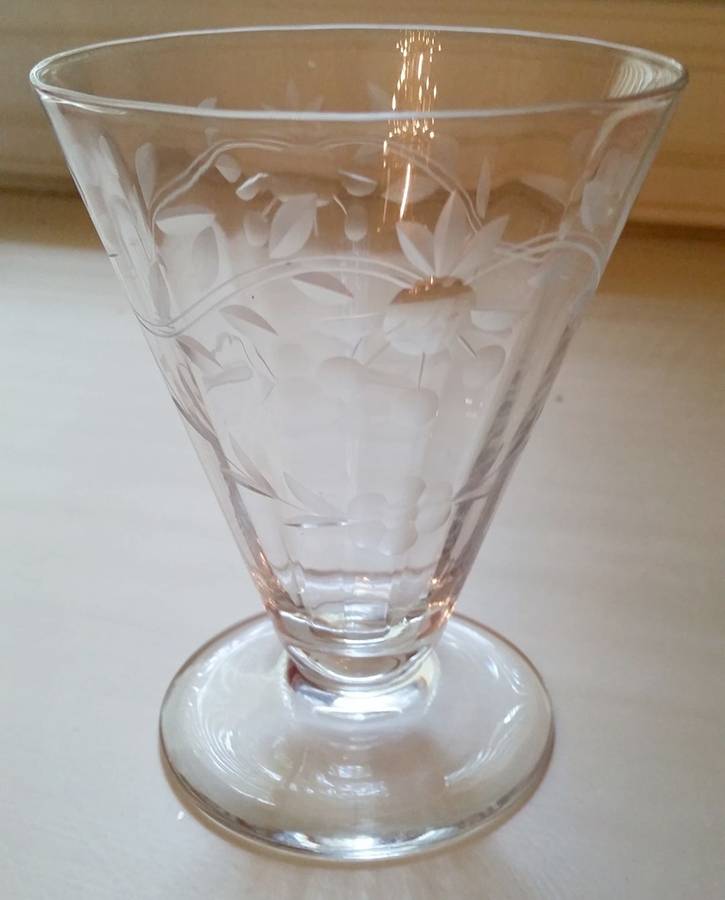 UNK617 Oyster or Fruit Cocktail by Unknown Manufacturer-1