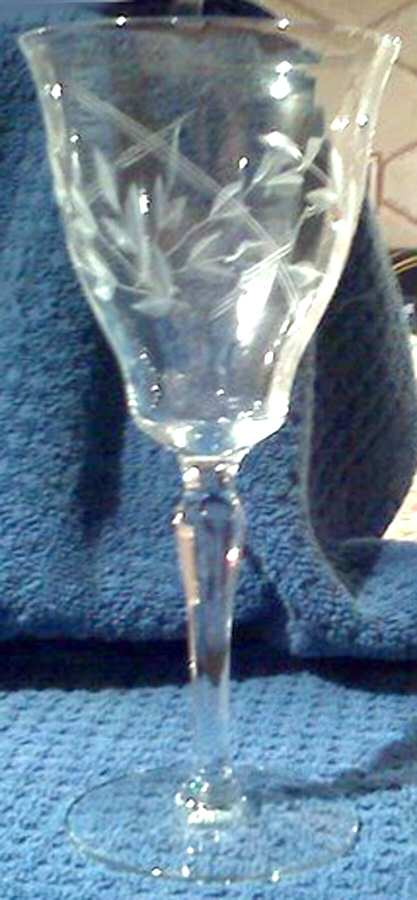 UNK708 Wine Glass by Unknown Manufacturer-1