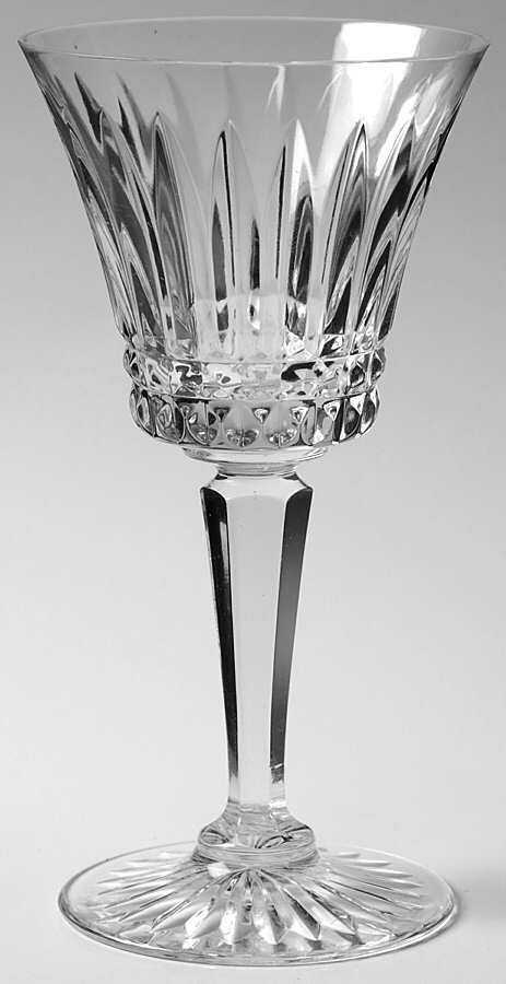 UNK715 Wine Glass by Unknown Manufacturer-1