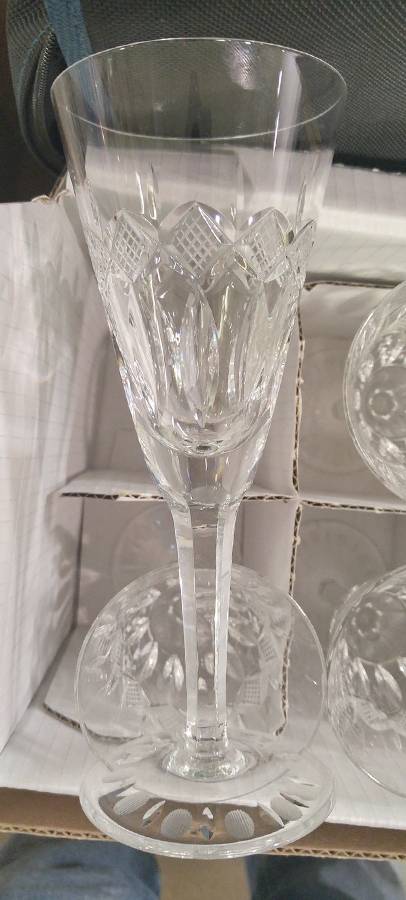 UNK719 Fluted Champagne by Unknown Manufacturer-1