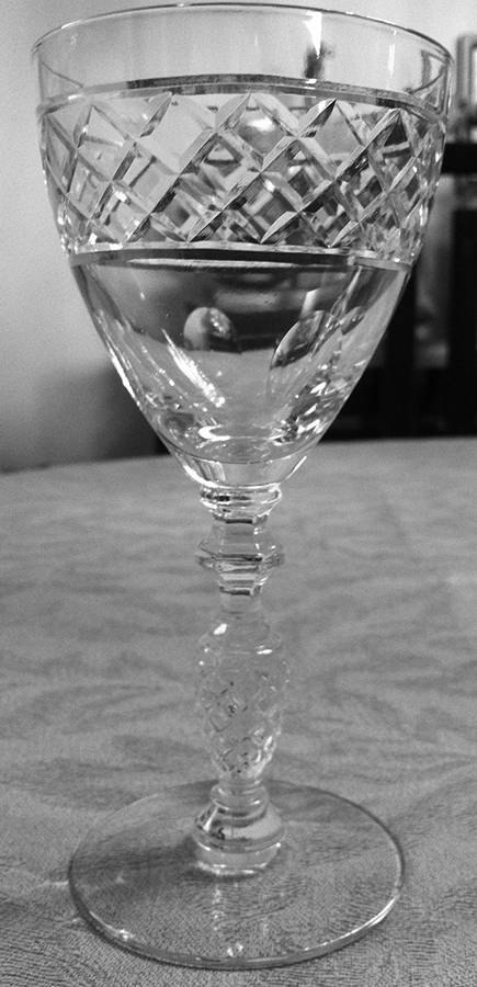 UNK720 Wine Glass by Unknown Manufacturer-1
