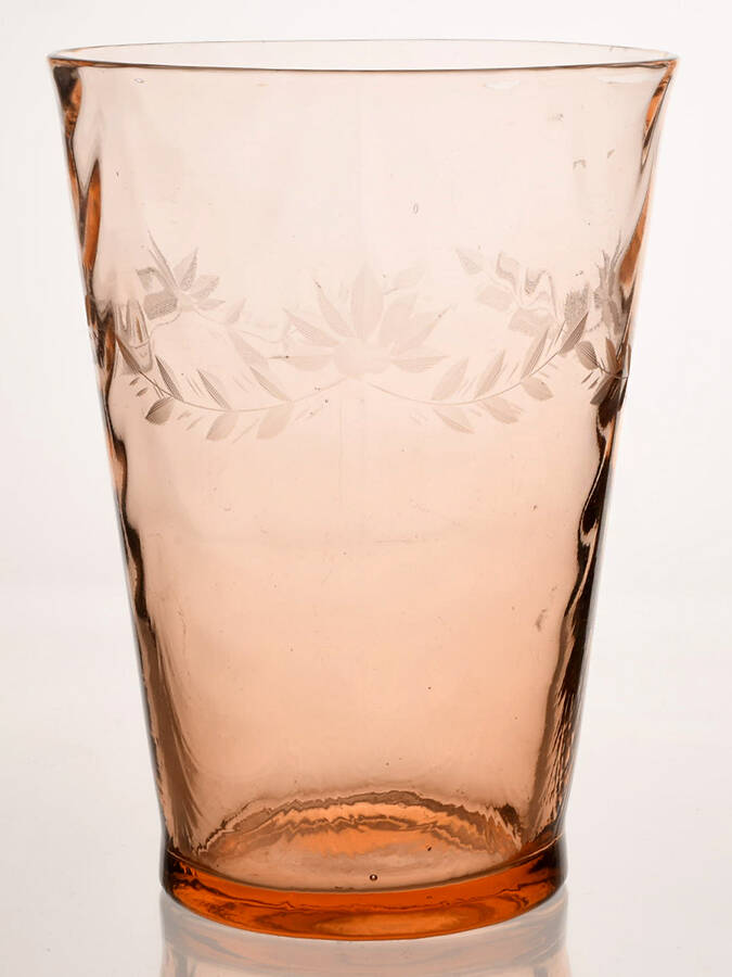 UNK797 8" Flip Vase by Unknown Manufacturer-1