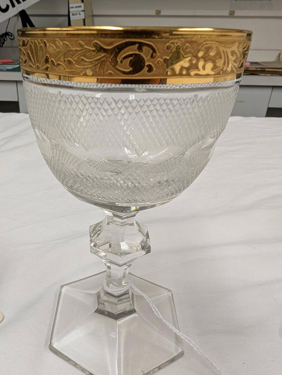 UNK886 Wine Glass by Unknown Manufacturer-1